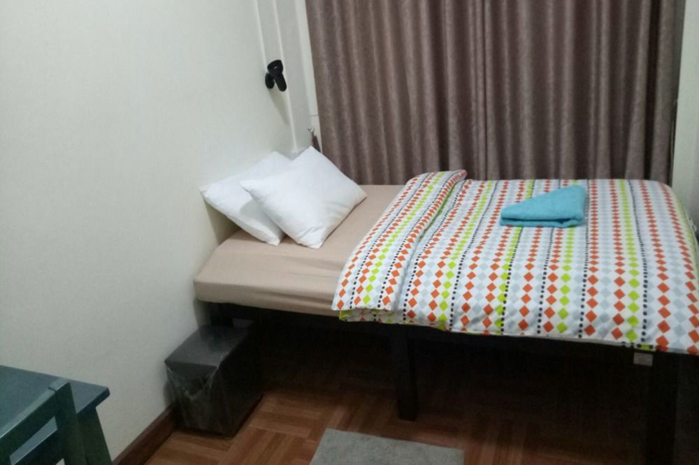 Bed Dee Time Hostel Bangkok Exteriör bild