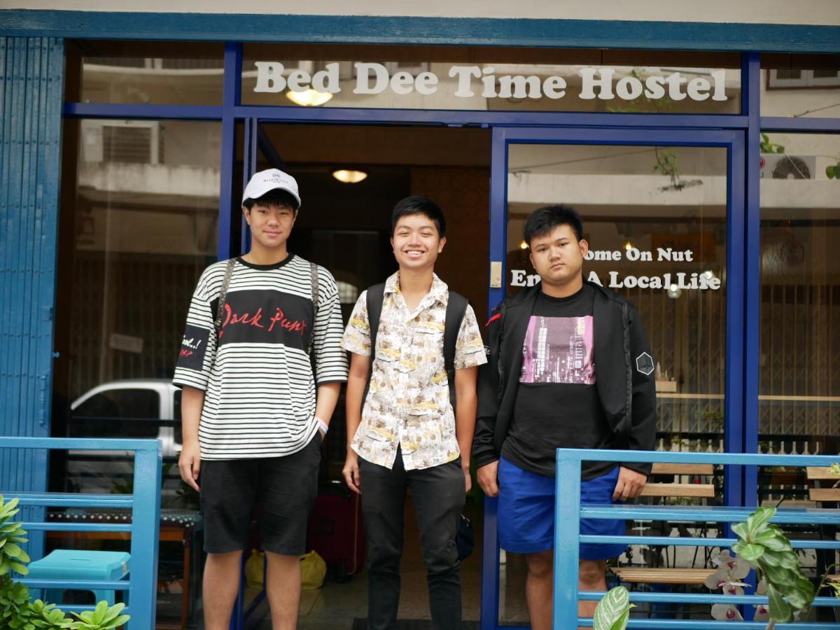 Bed Dee Time Hostel Bangkok Exteriör bild